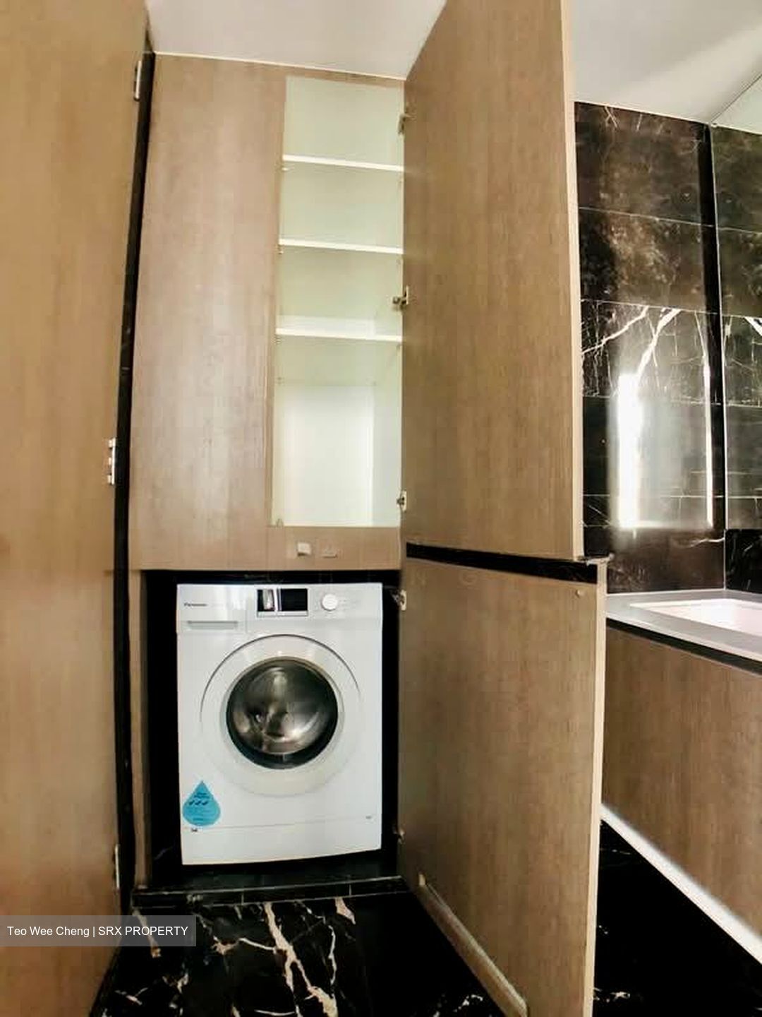 J Gateway (D22), Condominium #563980781